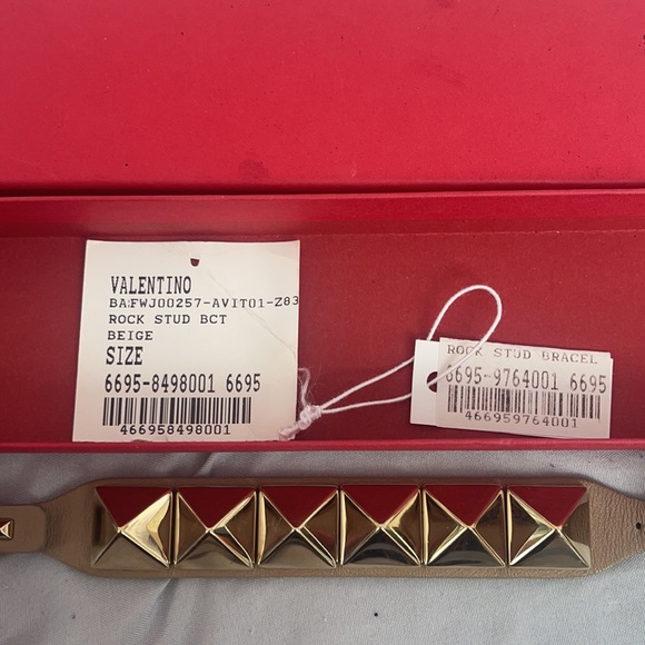 SOLD Barely used Valentino bracelet. Almost looks new. Beige color. - Picture 3 of 6